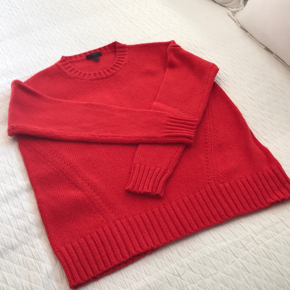 Like new JCrew sweater. Women’s Medium